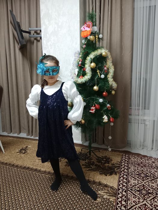 Продам искусственную елку