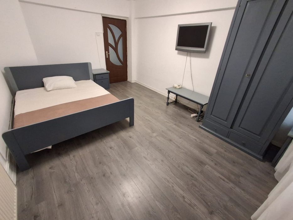Inchiriez apartament 2 camere central Abatorului