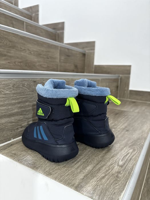 Зимни детски обувки Адидас
