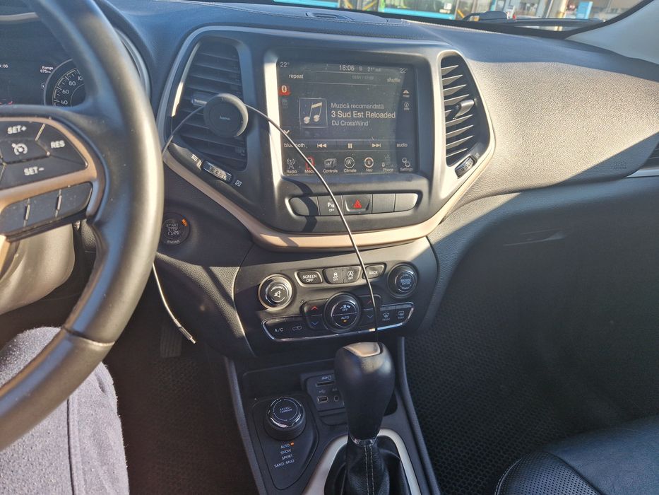 Jeep Cherokee - 164000 km, Cp 170. Automată 4×4 ultimul preț 10700