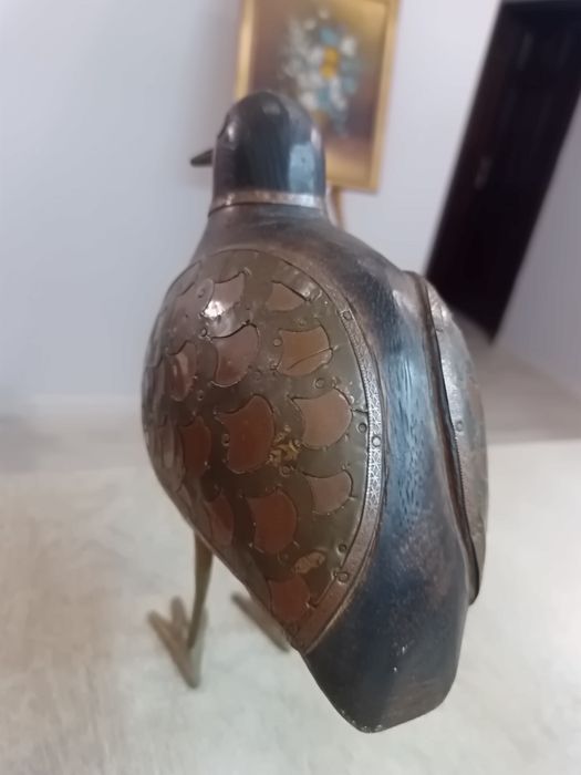 Уникална винтидж статуетка – Птица от Дърво мед и Месинг