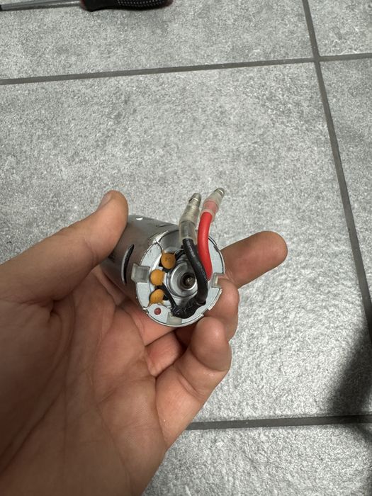 Combo esc rc hobbywing 2-3s brushed si motor 550s mare