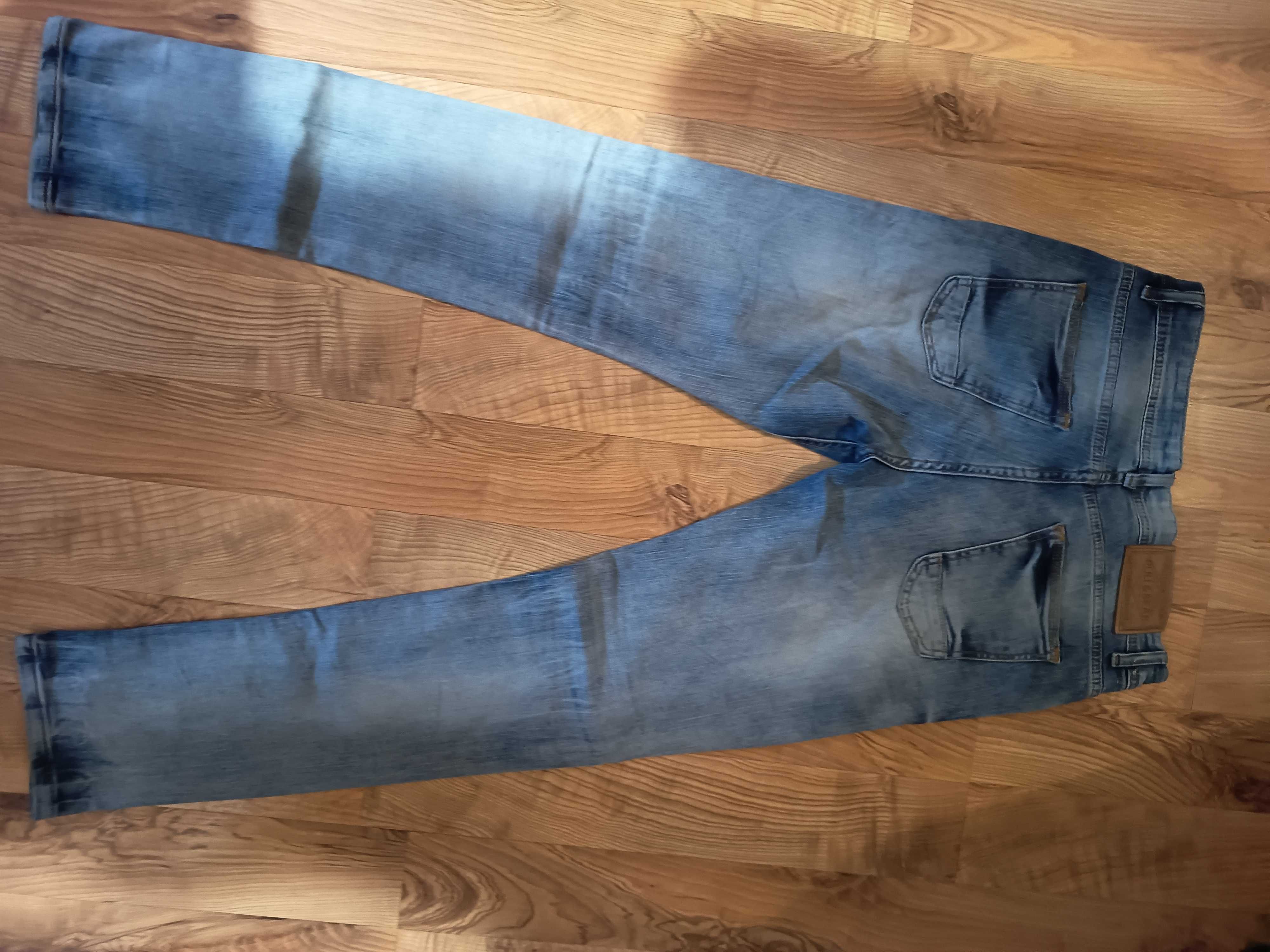 Дънки Pull and Bear