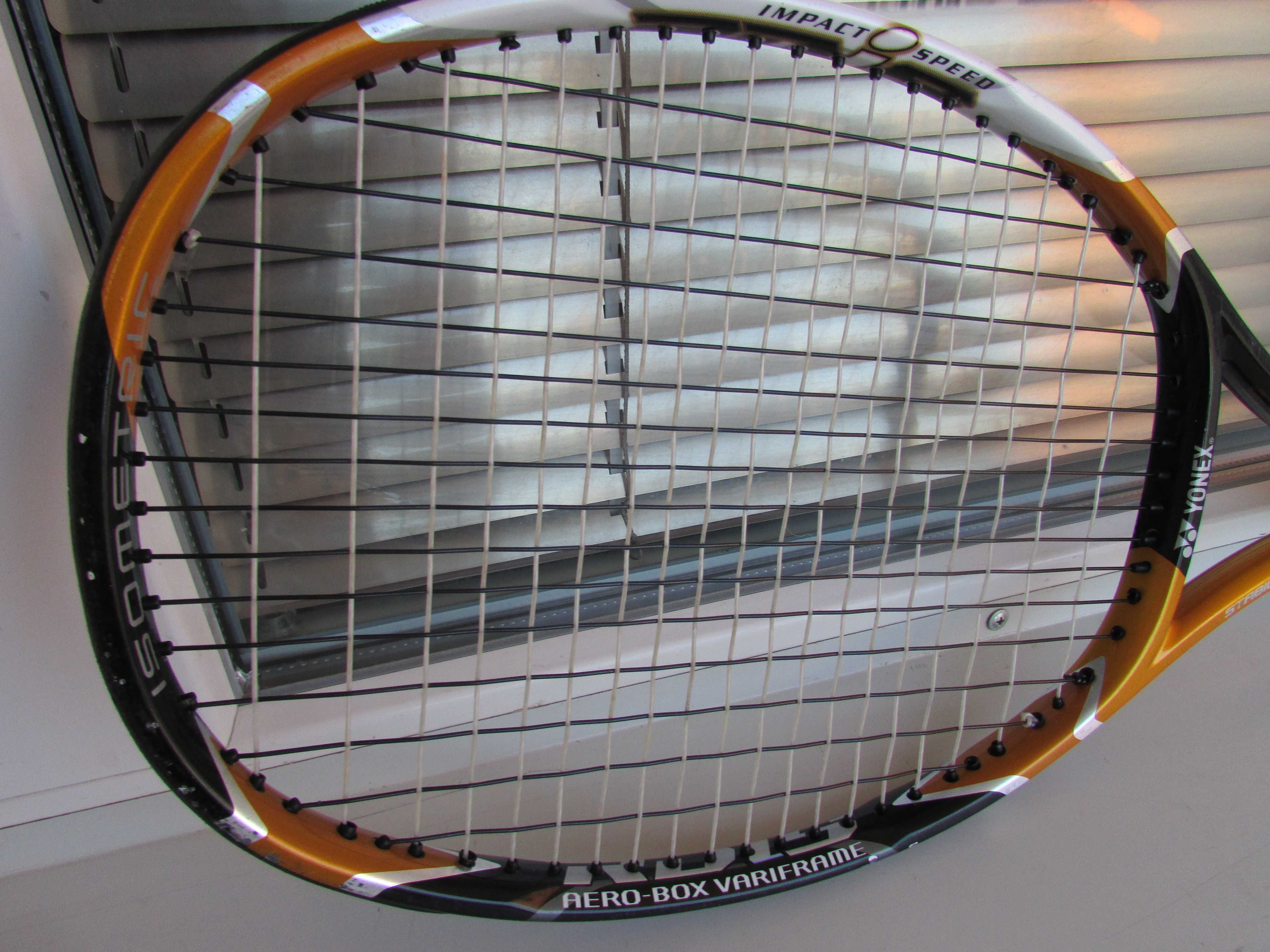 Тенис ракета YONEX RDiS 200