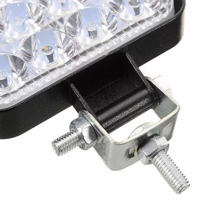 10 БР. Диодни халогени фарове с 16 ДИОДА 48W