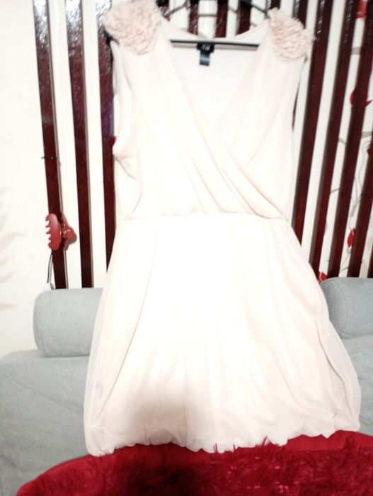 Rochie eleganta culoare alb, mărimea L