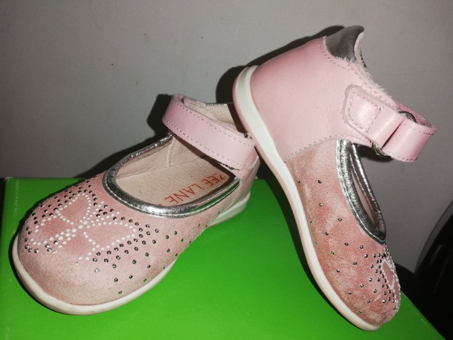 Pantofi roz din piele cu aplicatii strălucitoare masura 22