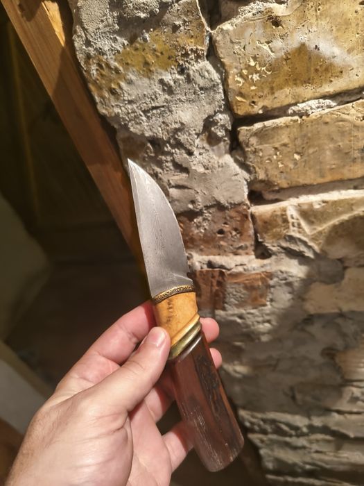 Нож ръчно изработен