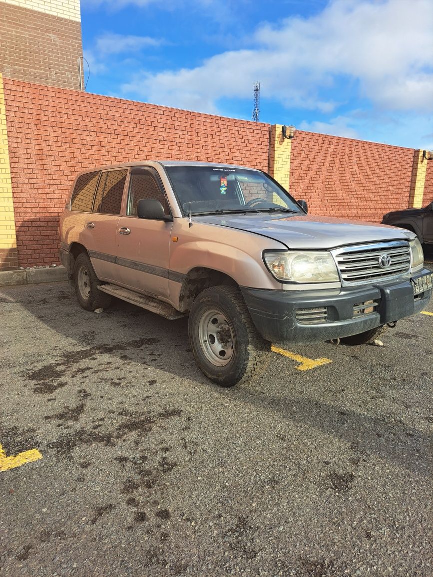 По запчастям  Toyota LandCruiser 105 k2