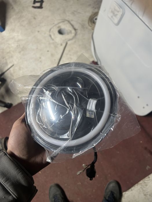 Set faruri rotunde cu led de 7 ” ( 17.78 cm ) (Samurai, Patrol, Jeep