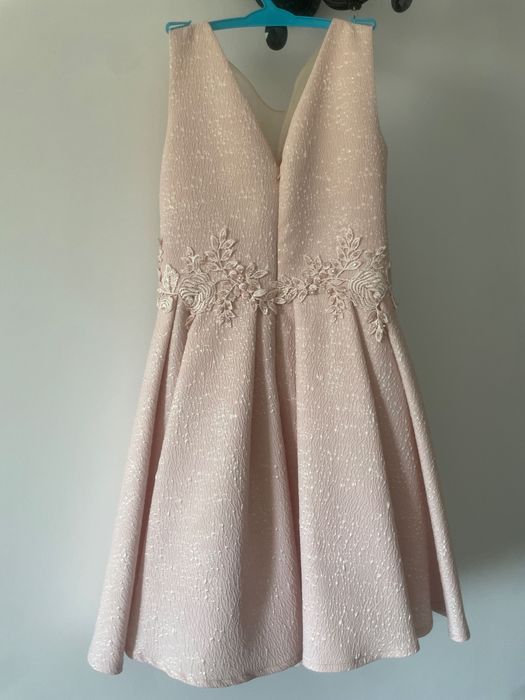rochie da scurta roz