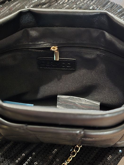 Сумочка-клатч чёрная