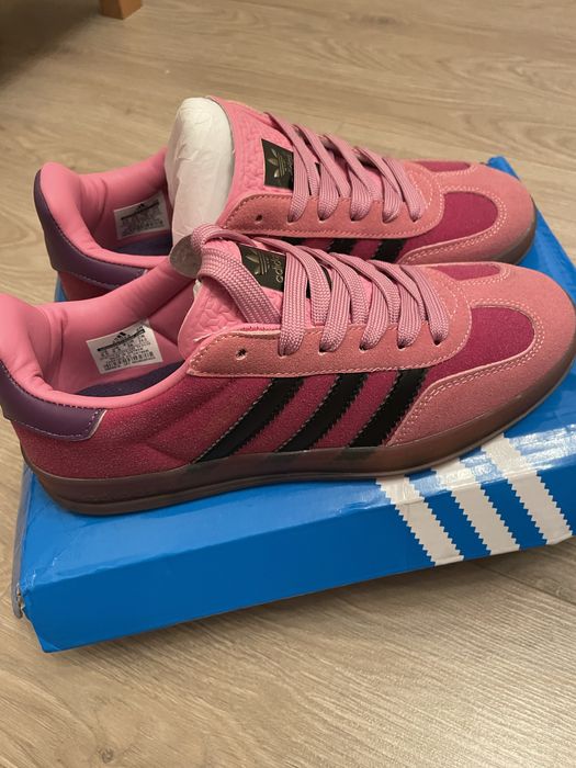 Продам кроссовки Adidas Gazelle