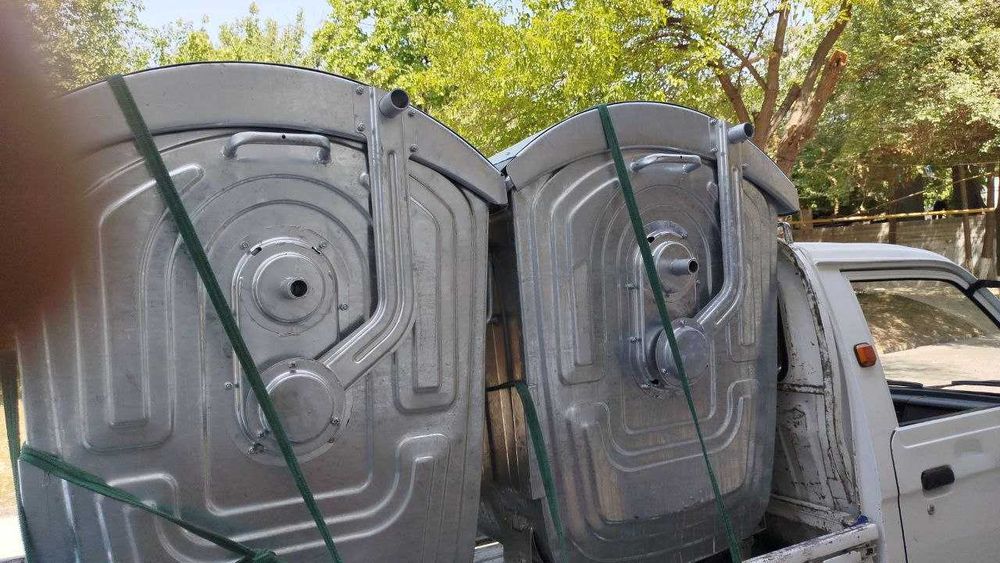 Мусорный бак новый