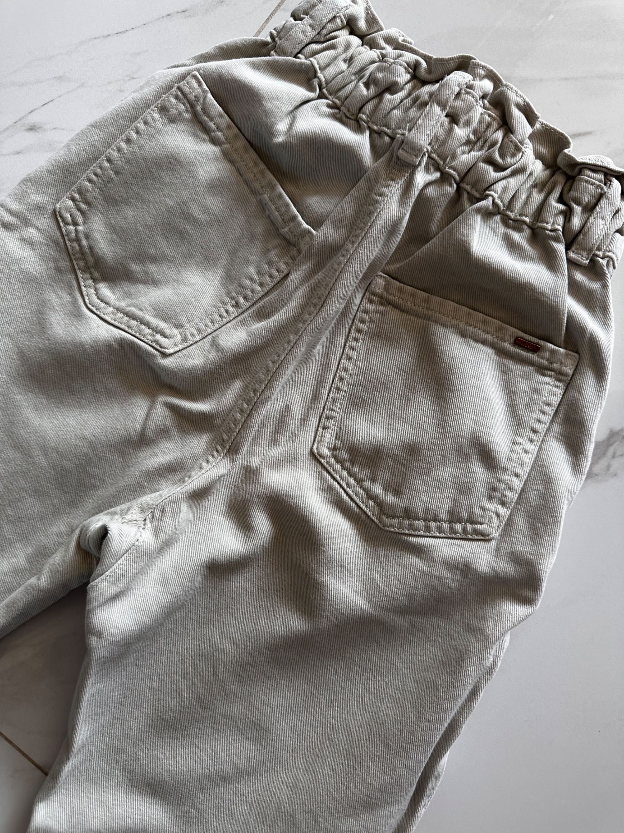 Дамски дънки тип baggy ZARA