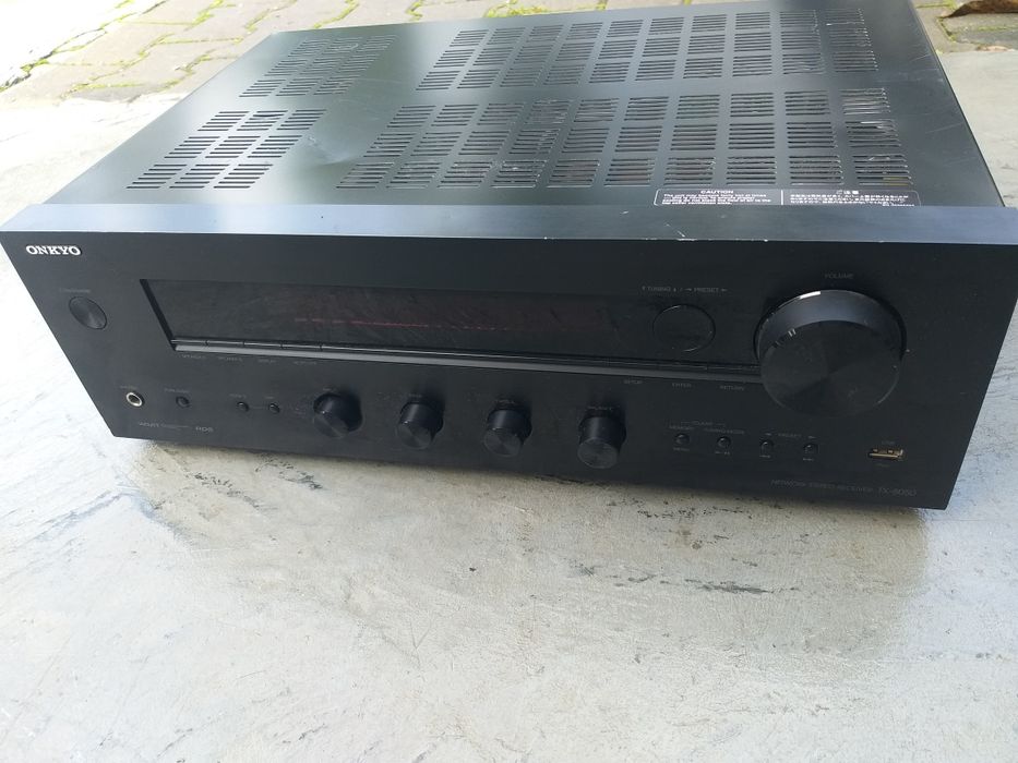 Amplificator onkyo  tx 8050 Defect