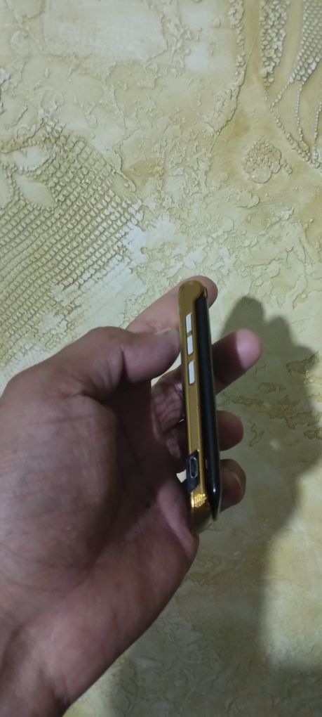 Продаётся motorola v9