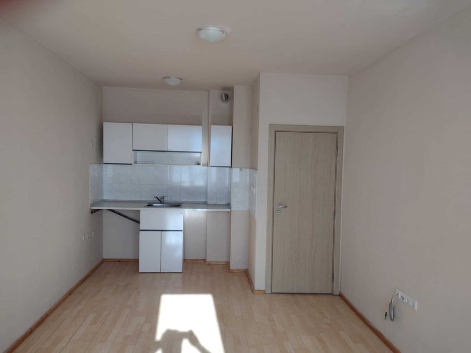 Дава се под наем Двустаен апартамент в Варна, Възраждане 1 - 41 кв.м за 255 € - Снимка #3