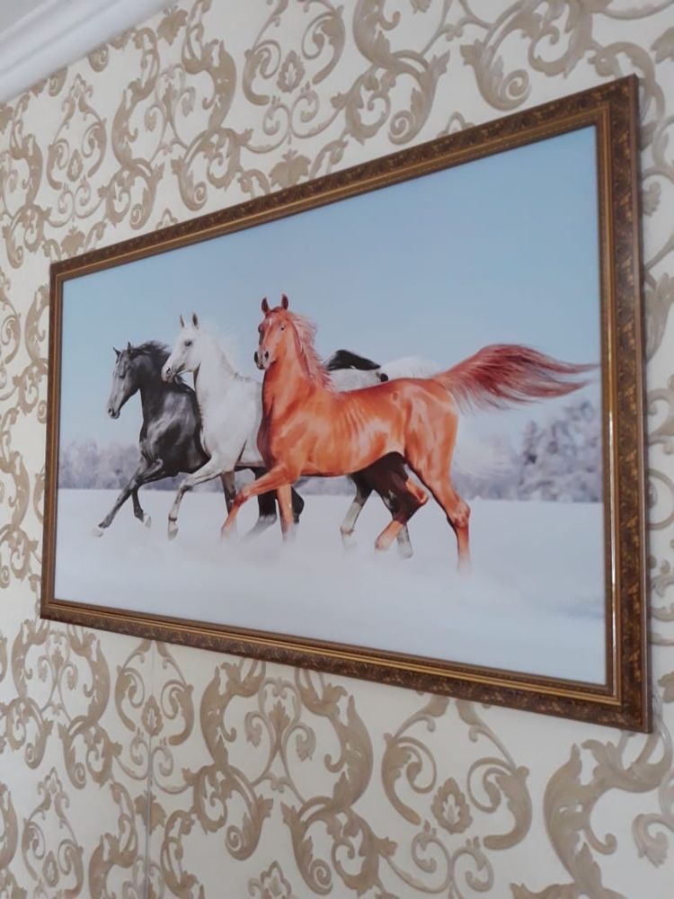 Продам настенную картину