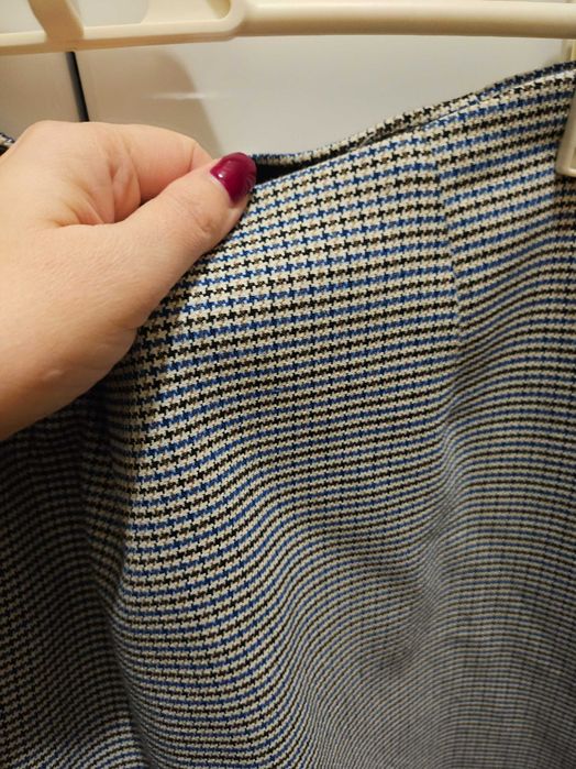 Поли- повечето кожени