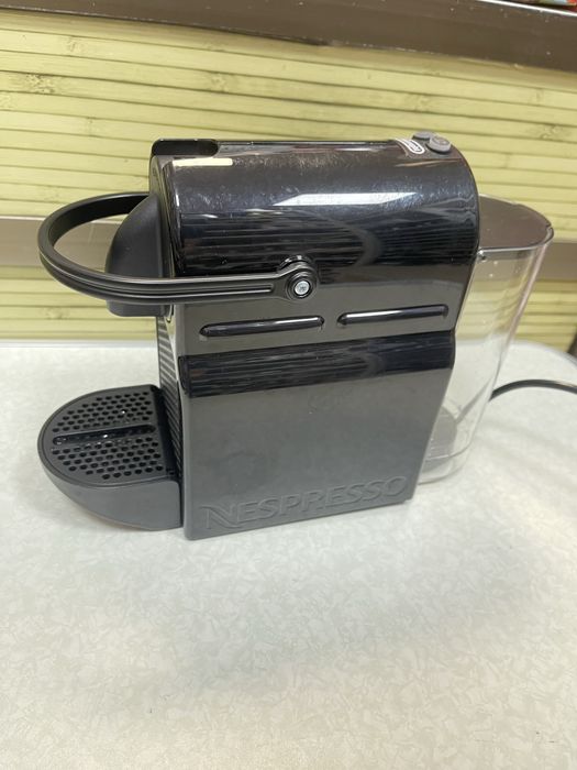 Кафемашина Nespresso inissia
