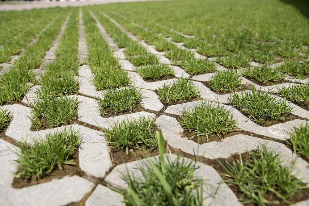 pavaj pavele dale GRILA ecologic Semmelrock Petra pavaje Symmetrica