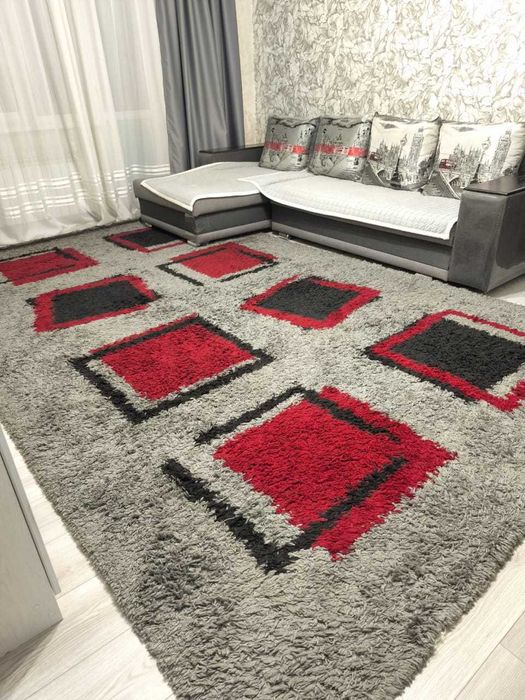 Шикарный турецкий ковер в гостинную, размер 4м.×2.4м.