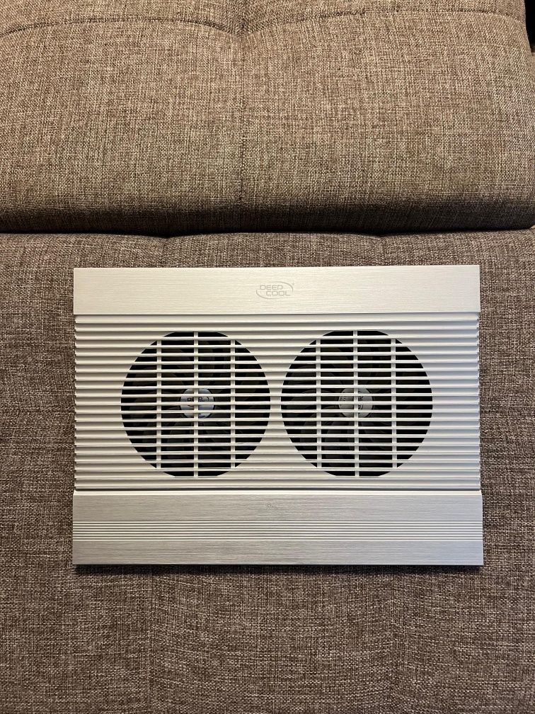 Охлаждающая подставка для ноутбука Deepcool N8