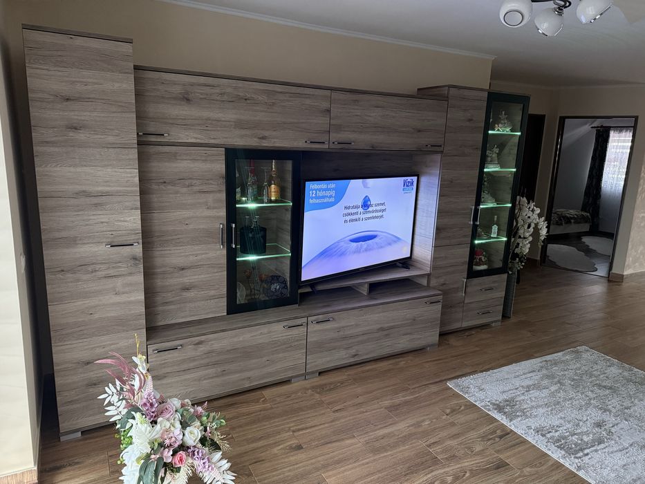 Mobila Living cu Led, stare foarte buna