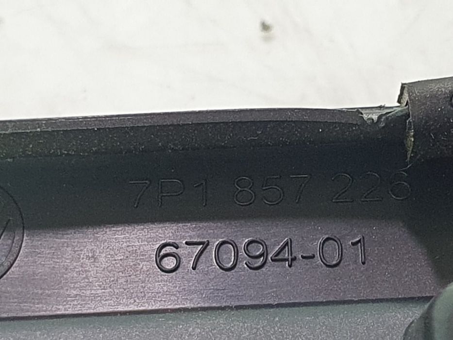 Ornament 7p1857226 Volkswagen VW Touareg generatia 2 7P [2010 - 2014]