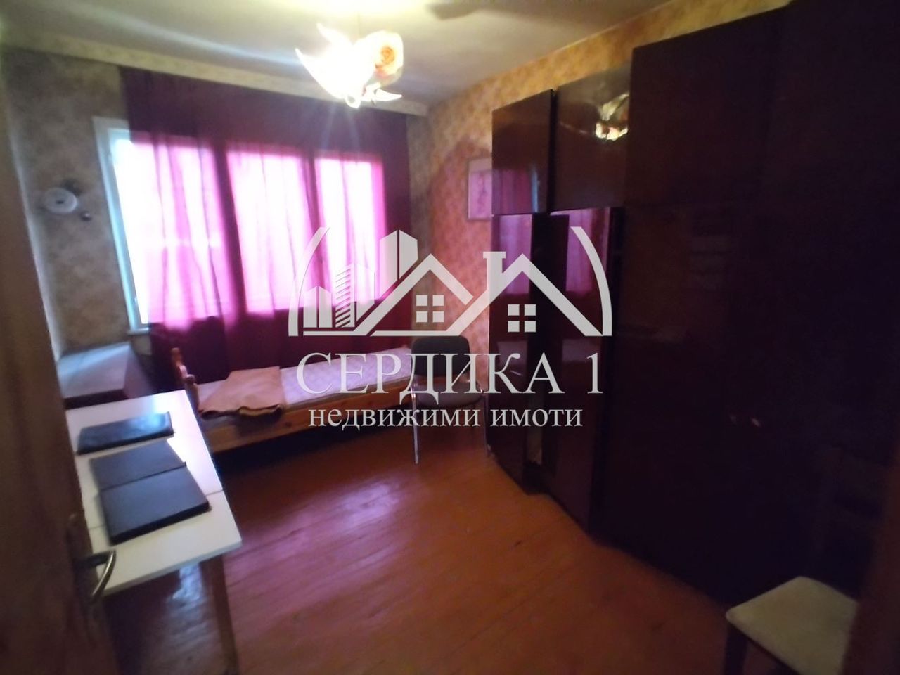 Продава се Многостаен апартамент в Благоевград, Идеален център - 100 кв.м за 1380 €/кв.м - Снимка #2