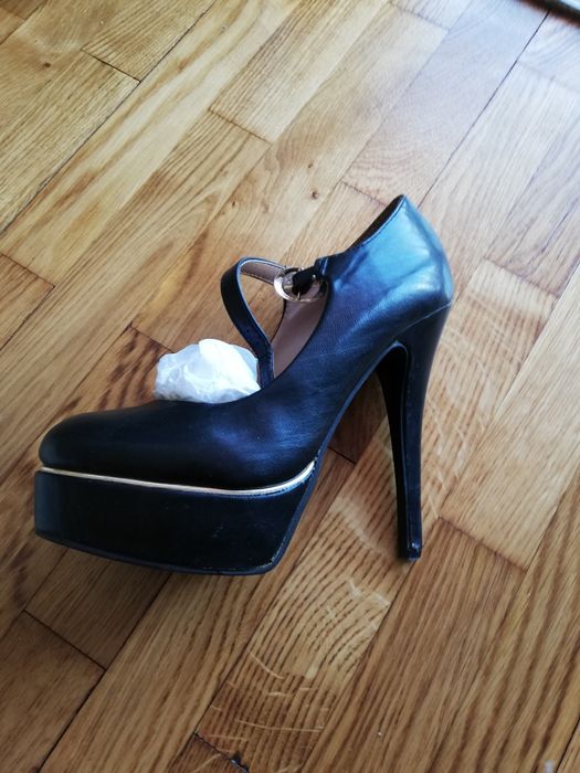 Официални дамски обувки