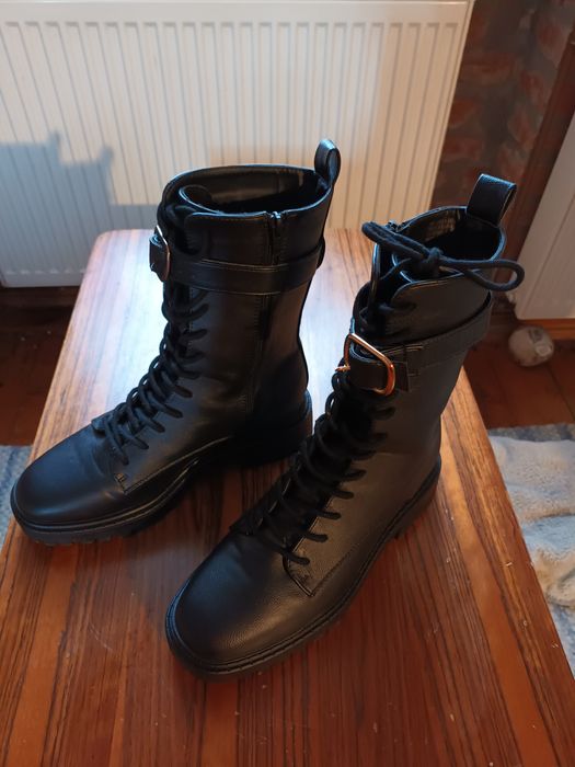 Cizme dama simpla si eleganta!