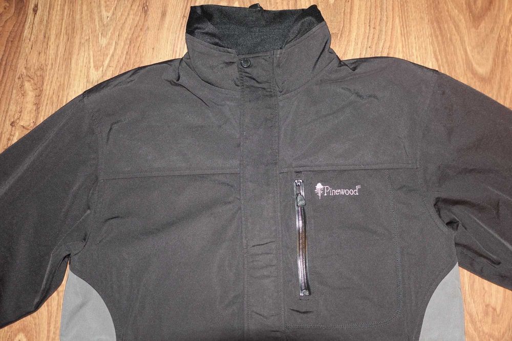 Geaca Pinewood Softshell, Marimea L, Stare foarte buna
