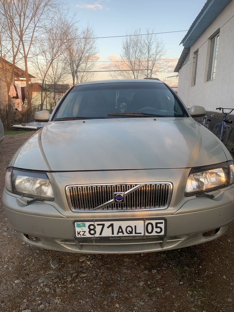 Volvo st 80 2003