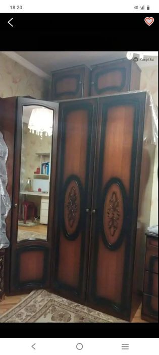 Спальный гарнитур