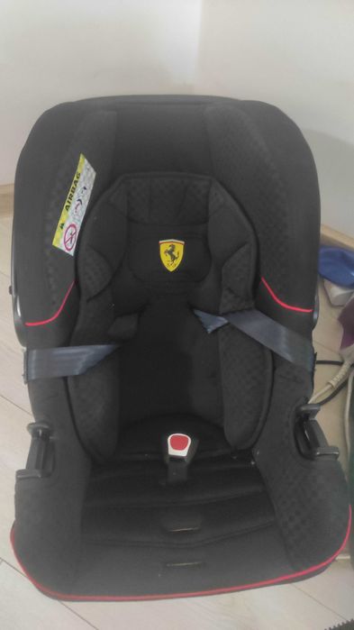 Столче за кола за новородено Ferrari без Isofix