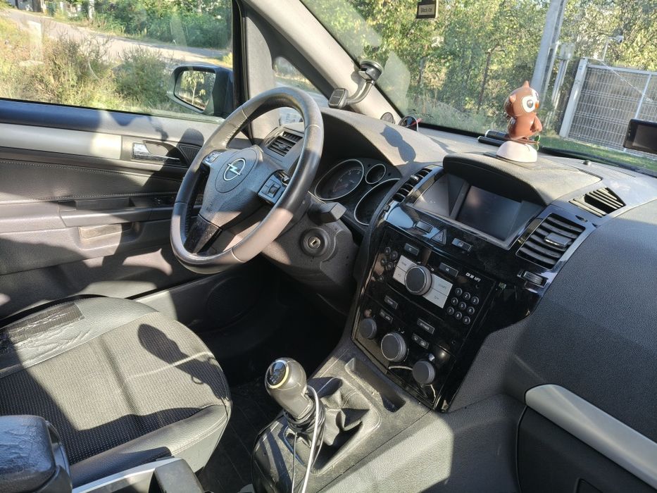 Opel Zafira 2009 7 locuri cu o turbină de rezervă