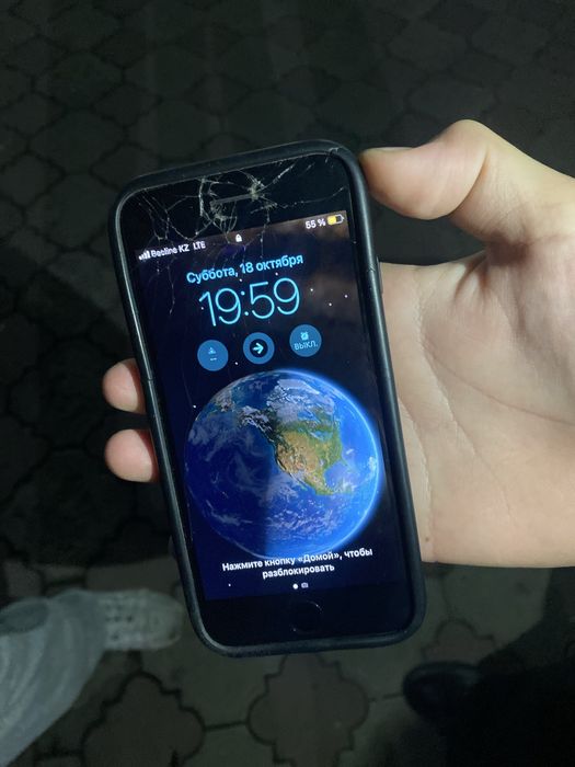 iPhone se 2020g 64гб