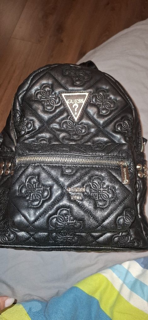 Раница Guess!!!Модел! Намалена !