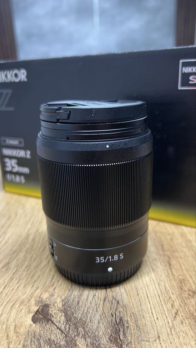 Nikkor Z 35mm f1.8 s