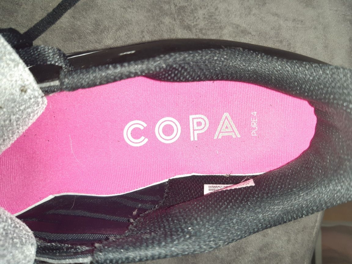 Футболни обувки Adidas