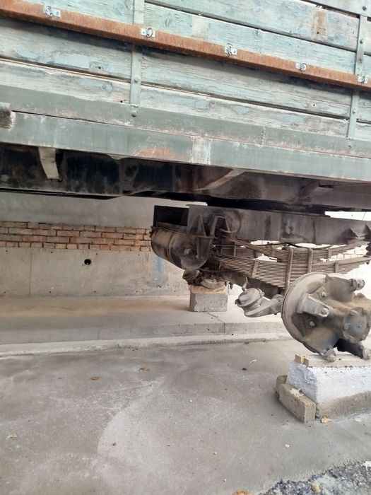 Kamaz prsep sotiladi.