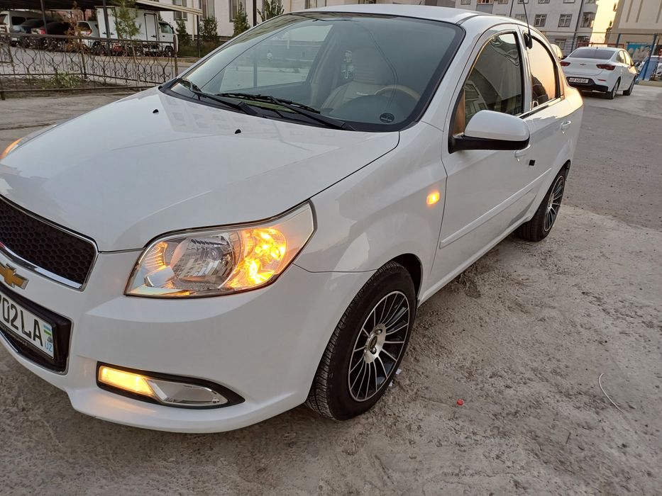 Продаётся Нексия 3