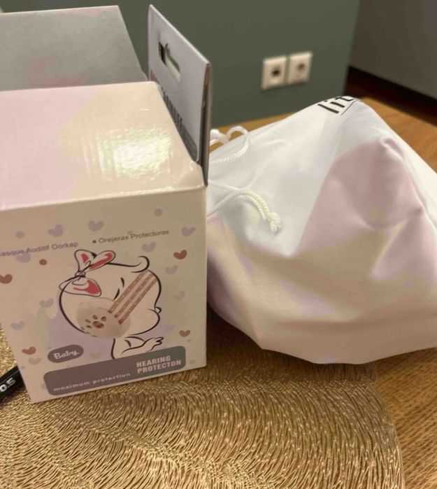 Căști antifonice pentru bebeluși