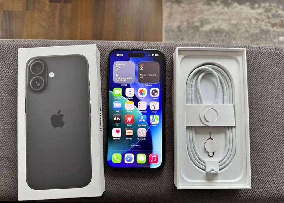 Vând iPhone 16 black
Achizitionat in febr 2025 de la Emag.
Garantie