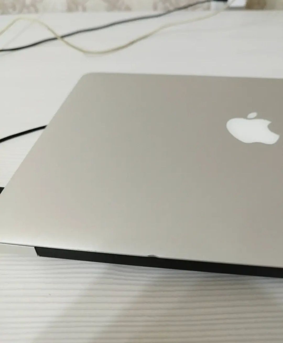 Apple Mac Air 2015 (куплен в 2016)