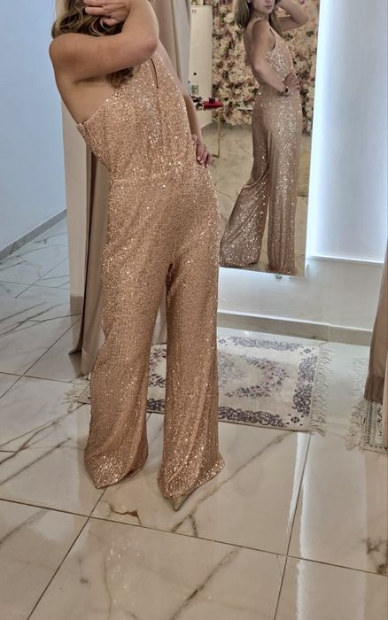 Уникални пайетени гащеризони