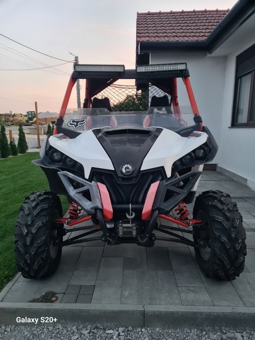 Vand sau schimb Can am Maverick xrs ds 2014