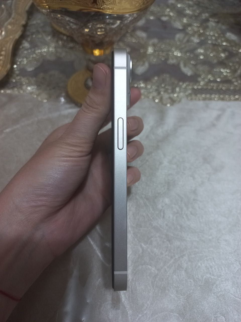 iPhone 14 с гарантией